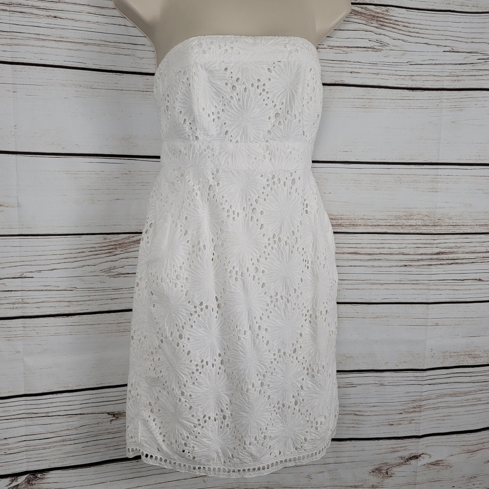 New York & Company | Strapless Eyelet Lace Dress - Picture 5 of 9